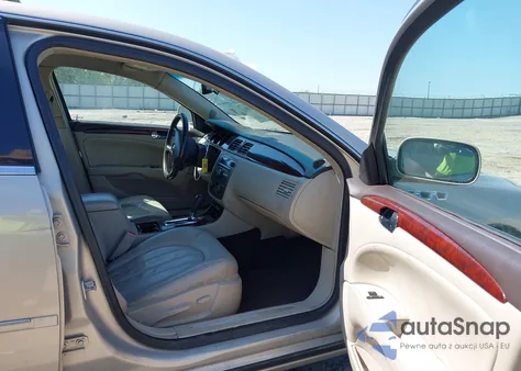 2008 Buick Lucerne Cxl z USA, uszkodzony, nr VIN 1G4HD57228U110981